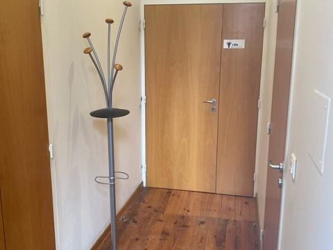 GRENOBLE 163 Cours Berriat, Local /Bureaux au 1er &eacute;ta... 449 38000 Grenoble