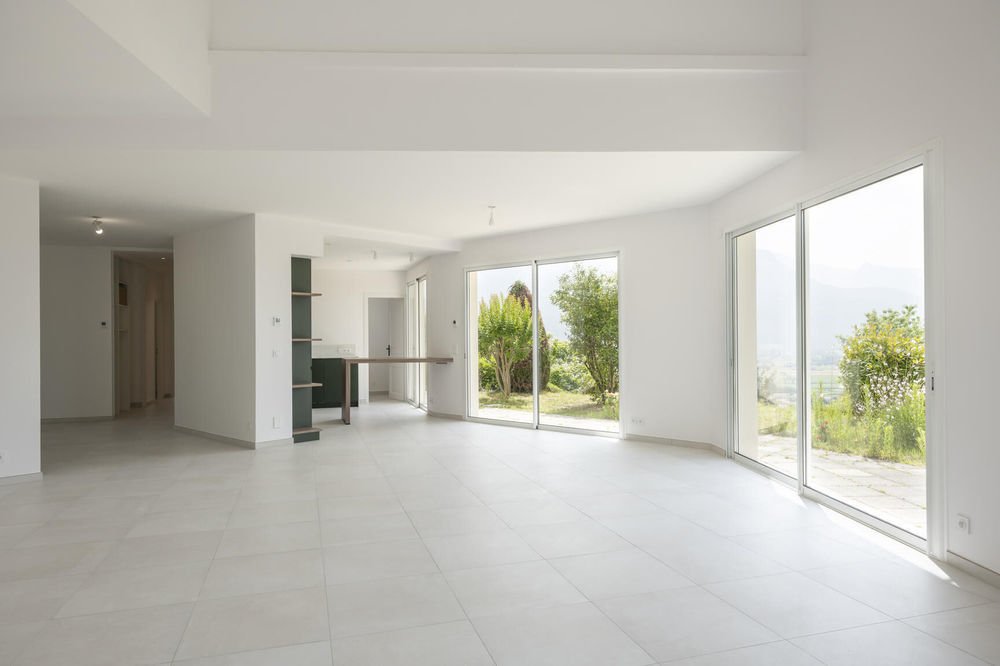 � vendre  Maison Saint-Jean-de-Moirans (38430)