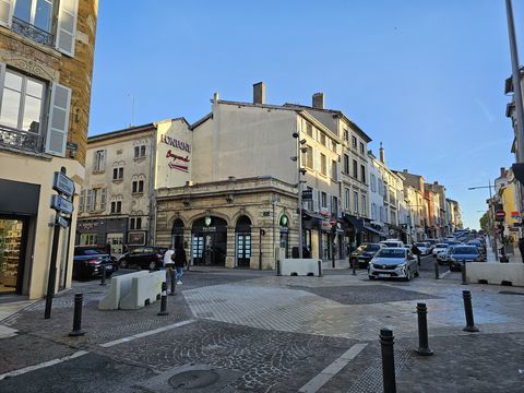 Local Commercial centre ville de Villefranche en mono... 151000 69400 Villefranche-sur-sa�ne