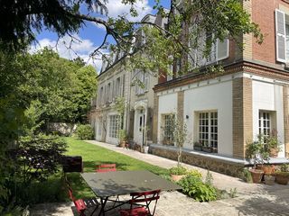  Maison � vendre 10 pi�ces 301 m�