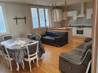  Appartement � louer 4 pi�ces 80 m�