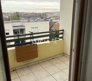  Appartement � louer 4 pi�ces 82 m�