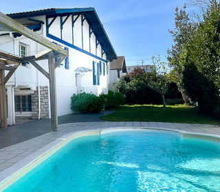  Maison � vendre 9 pi�ces 250 m�