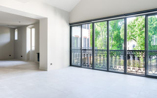  Appartement � louer 4 pi�ces 115 m�