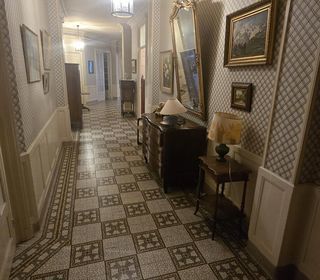  Appartement � vendre 8 pi�ces 230 m�