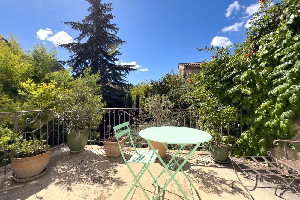 � vendre  Maison Vaison-la-Romaine (84110)