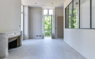  Appartement � louer 4 pi�ces 155 m�