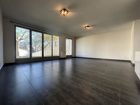   Location Maison Maison - 4 pi�ce(s) - 106 m�