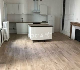  Appartement � louer 4 pi�ces 106 m�