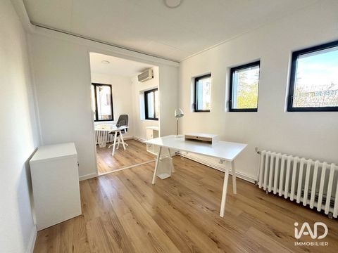 iad France - Lucas Bry () vous propose : Bureau semi ... 320 69410 Champagne-au-mont-d'or