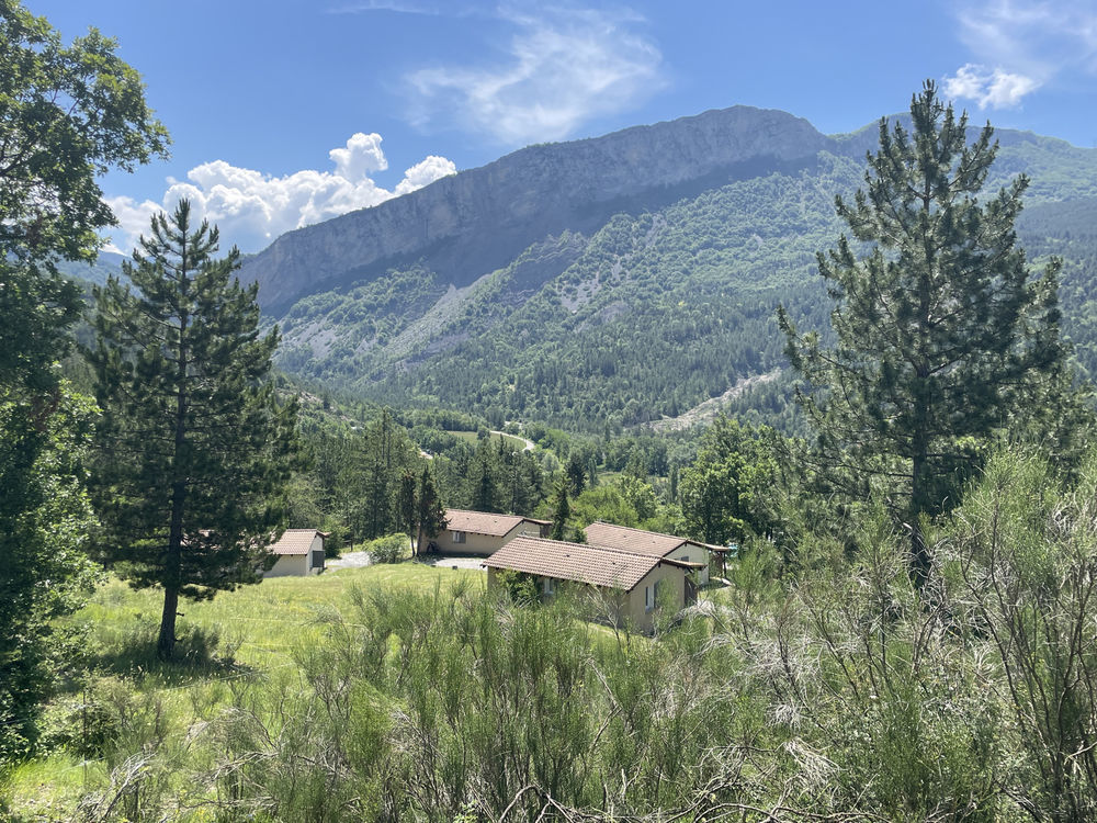 � vendre  Maison Clamensane (04250)