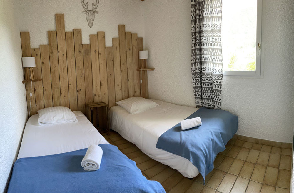 � vendre  Maison Clamensane (04250)