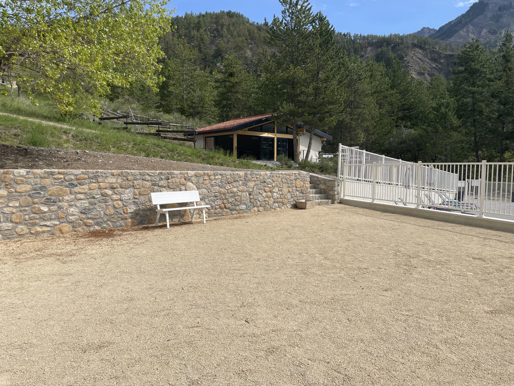 � vendre  Maison Clamensane (04250)