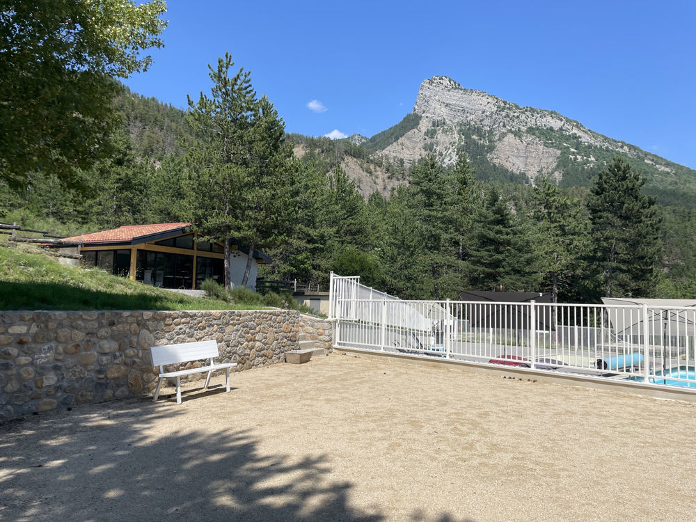 � vendre  Maison Clamensane (04250)