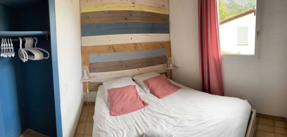 � vendre  Maison Clamensane (04250)