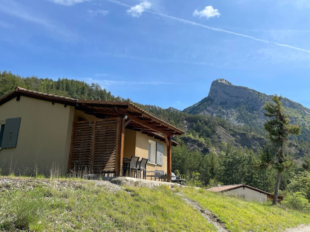 � vendre  Maison Clamensane (04250)