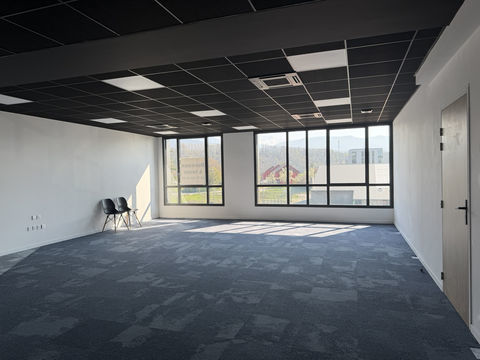 Bureaux id&eacute;alement situ&eacute;s 1550 73800 Montmelian