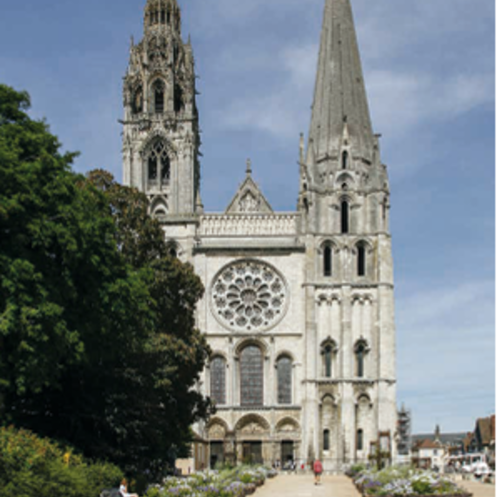   Chartres (28000)