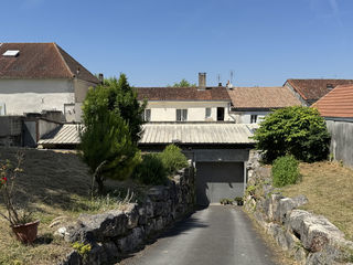  Immeuble � vendre 10 pi�ces 517 m�