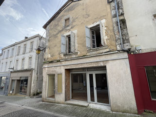  Immeuble � vendre 5 pi�ces 149 m�