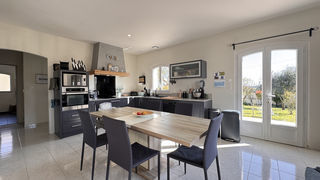  Maison � vendre 5 pi�ces 140 m�