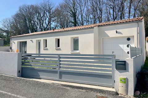   PLAIN PIED DE 2022 AU CALME Maison - 3 pi�ce(s) - 73 m�