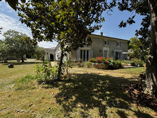  Propri�t�/ch�teau � vendre 15 + pi�ces 608 m�