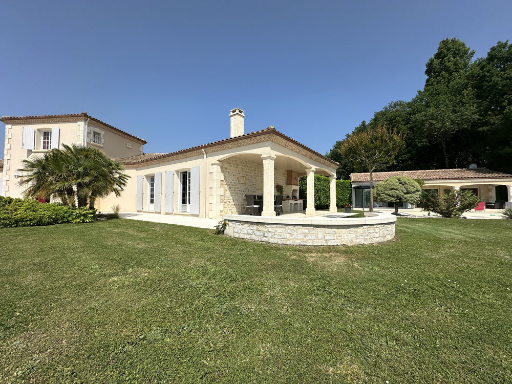 � vendre  Maison Barbezieux-Saint-Hilaire (16300)