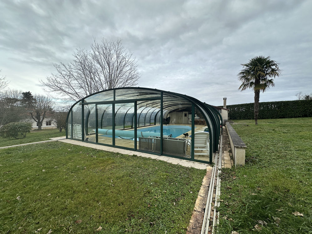 � vendre  Maison Roullet-Saint-Est�phe (16440)