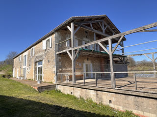  Propri�t�/ch�teau � vendre 15 + pi�ces 840 m�