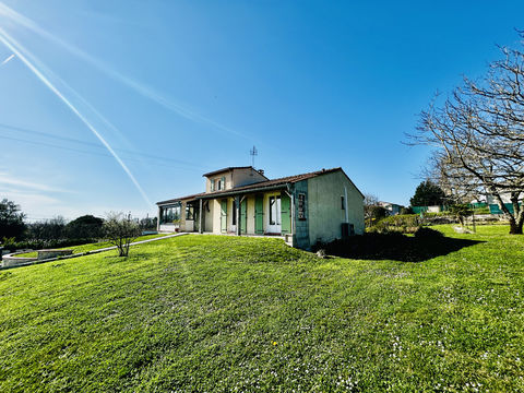   MAISON INDIVIDUELLE AVEC JARDIN ET GARAGE Maison - 6 pi�ce(s) - 140 m�