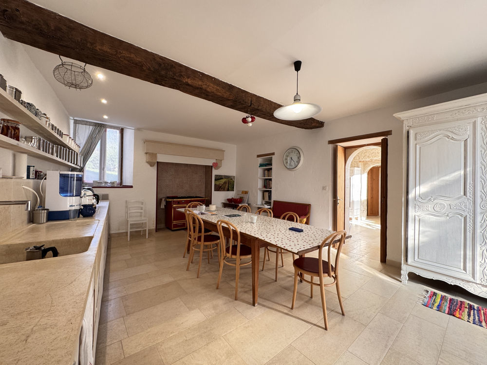 � vendre  Propri�t�/ch�teau Villebois-Lavalette (16320)