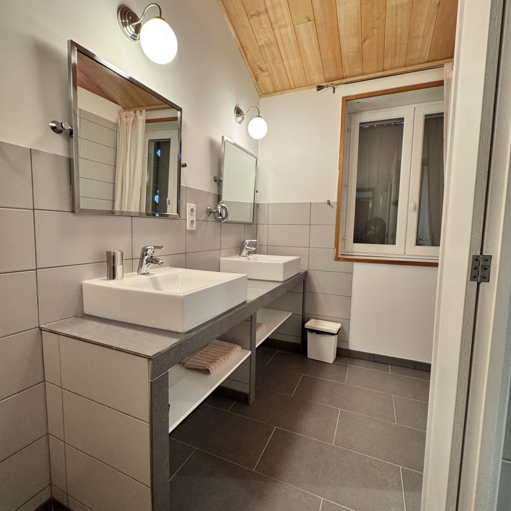 � vendre  Propri�t�/ch�teau Villebois-Lavalette (16320)