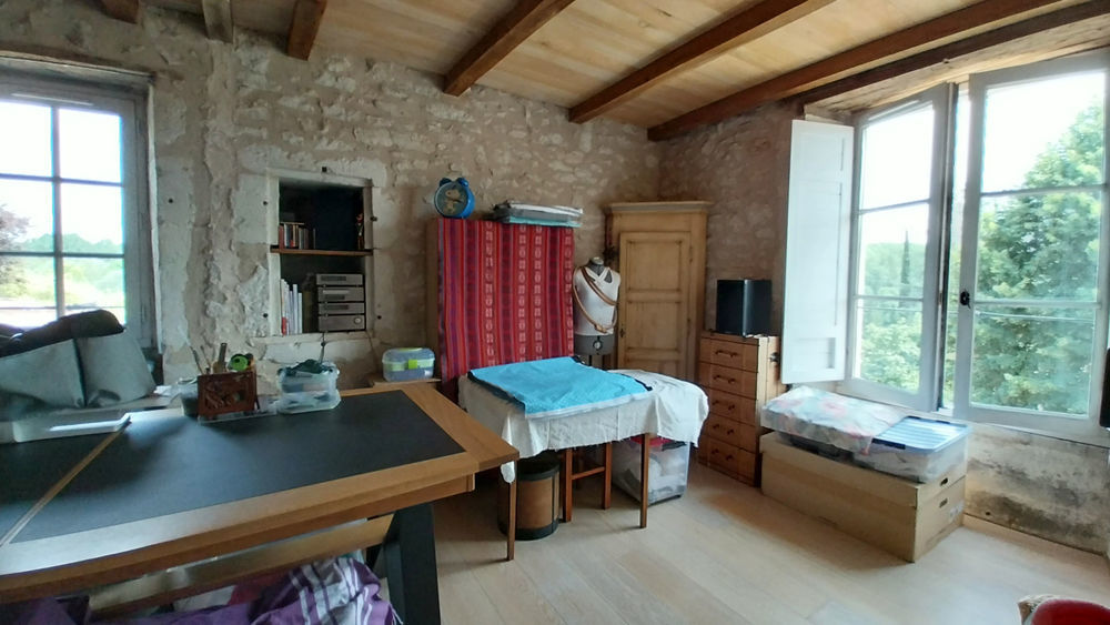 � vendre  Propri�t�/ch�teau Chancelade (24650)