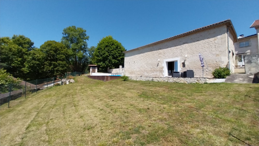 � vendre  Propri�t�/ch�teau Chancelade (24650)