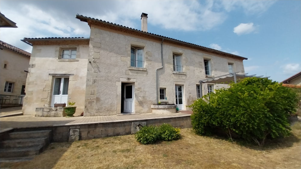 � vendre  Propri�t�/ch�teau Chancelade (24650)