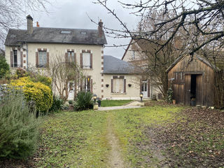  Propri�t�/ch�teau � vendre 9 pi�ces 220 m�