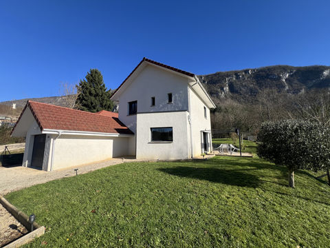   calme et sans travaux Maison - 4 pi�ce(s) - 98 m�