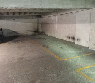  Parking / Garage � louer 20 m�