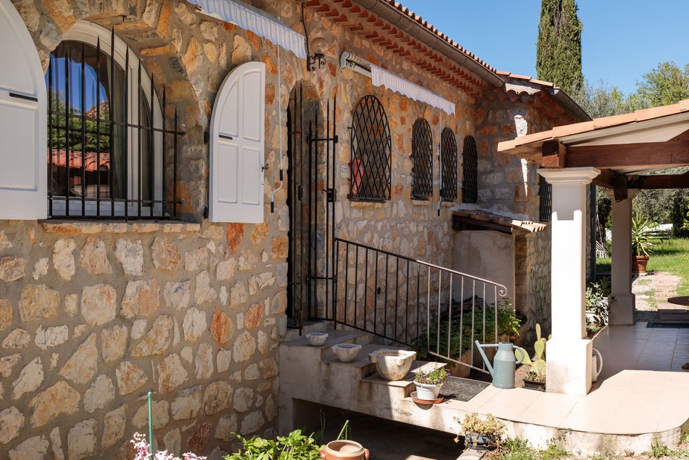 � vendre  Maison Opio (06650)