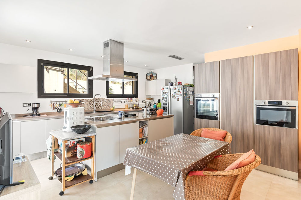 � vendre  Maison Antibes (06600)