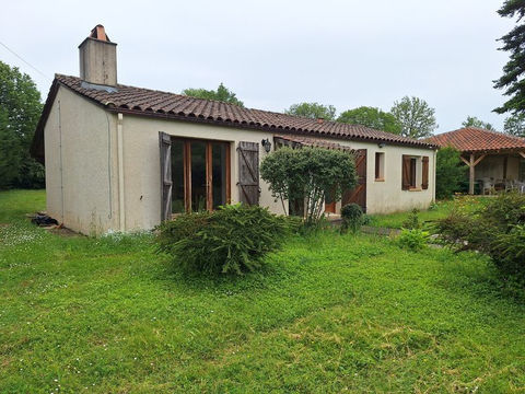   Maison type 4 + g�te sur ancien terrain de camping Maison - 4 pi�ce(s) - 90 m�