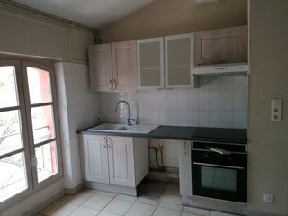  Appartement � louer 4 pi�ces 130 m�