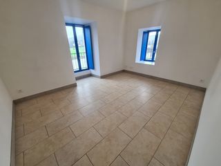  Appartement � louer 5 pi�ces 106 m�