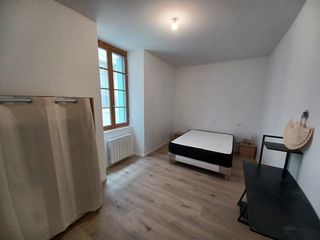  Appartement � louer 2 pi�ces 80 m�