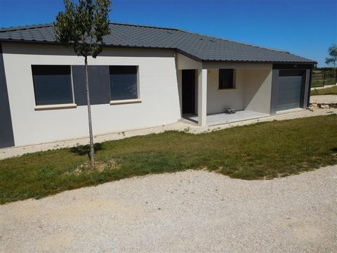   Maison T4 avec garage et jardin � FLOTTES Maison - 4 pi�ce(s) - 100 m�