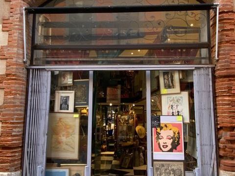 Local commercial  Hypercentre 50000 82000 Montauban