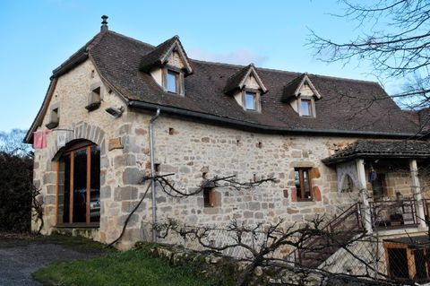   Maison de caract�re Maison - 8 pi�ce(s) - 168 m�