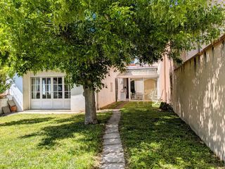  Maison � vendre 9 pi�ces 254 m�