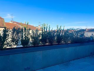  Appartement � vendre 5 pi�ces 220 m�